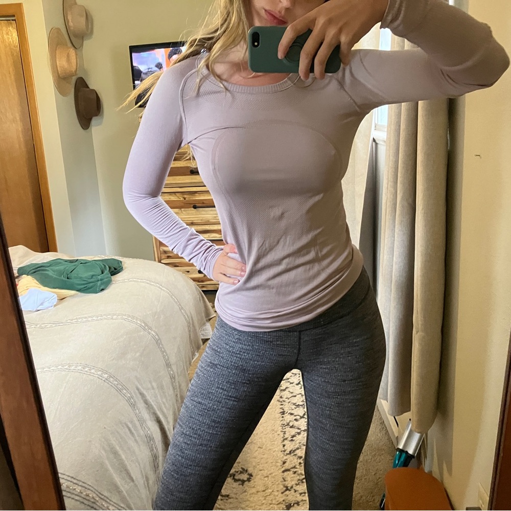 Soft pink- lululemon long sleeve